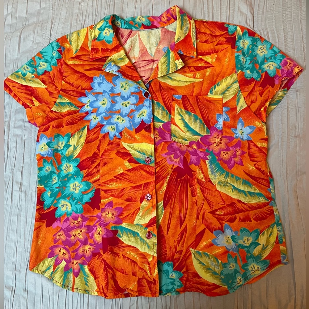 women's hawaiian shirt